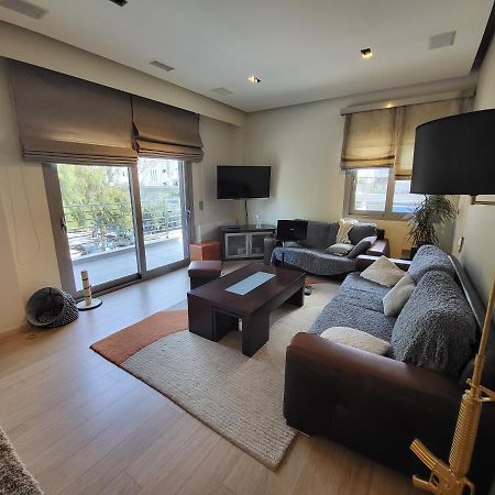Cozy Apartment In Front Of The Park Athen Exterior foto